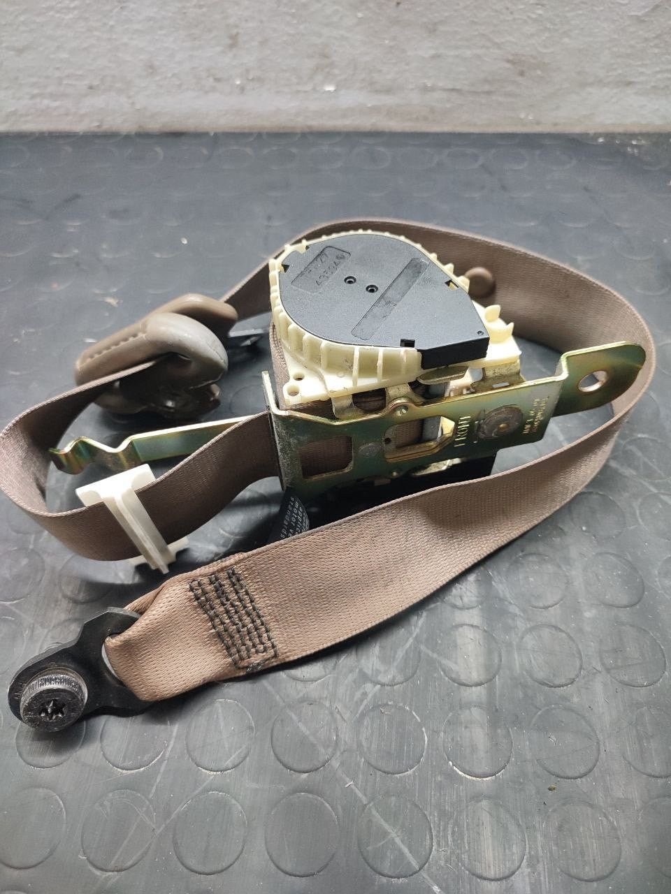Left Front Seat Belt Jaguar S-Type (2002) Code: 2R83-F611B09-AFAMB - F&P CRASH SRLS - Used Parts