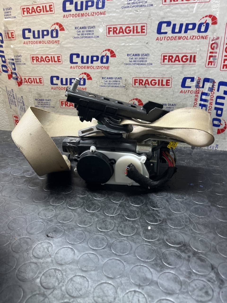 Cintura Di Sicurezza Anteriore Sinistra Mercedes Benz ML cod : 34094996 / 34083574B - F&P CRASH SRLS - Ricambi Usati