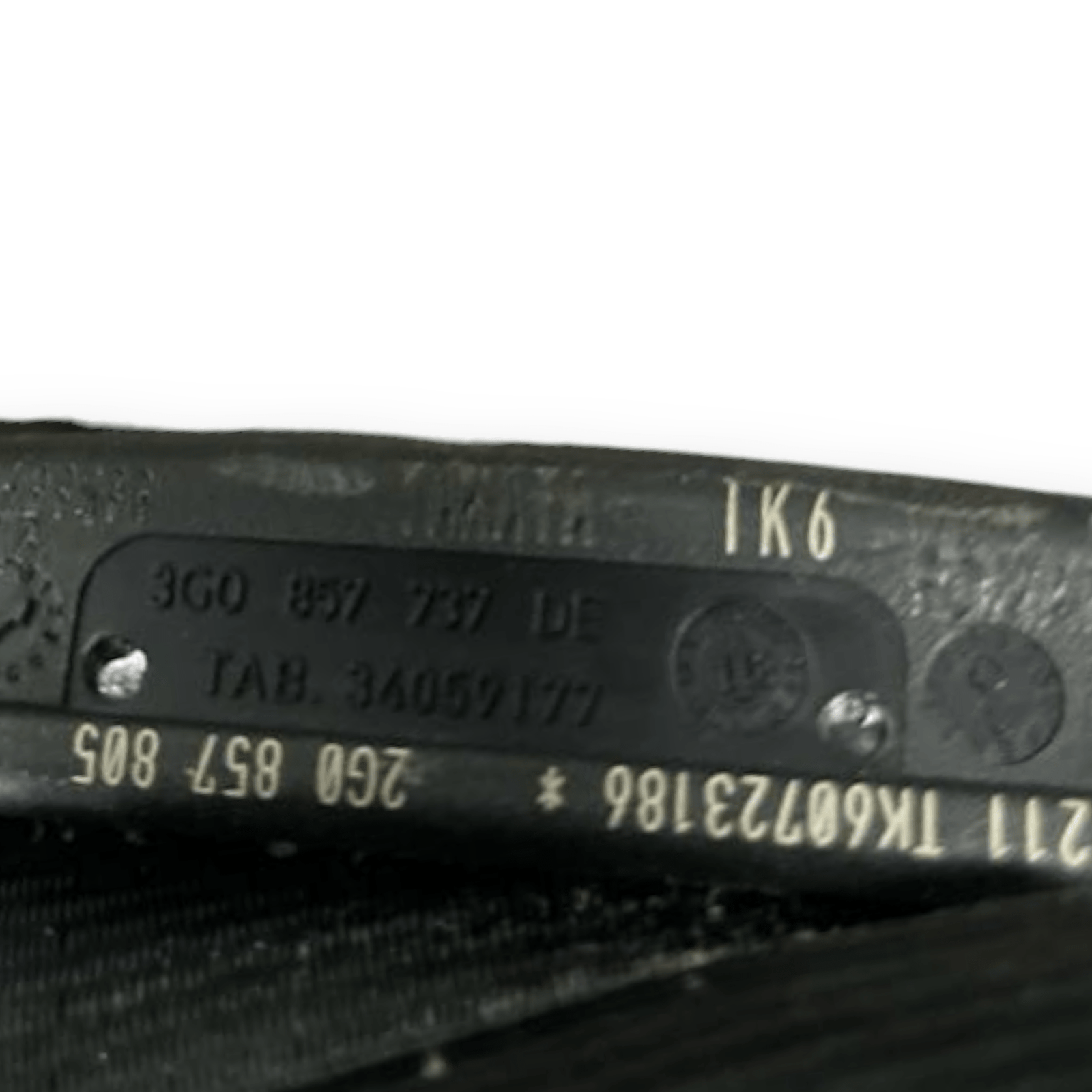 Cintura di Sicurezza posteriore destra (dx) Volkswagen Polo VI AW1 (2017 - ) cod: 3G0857737DE - F&P CRASH SRLS - Ricambi Usati