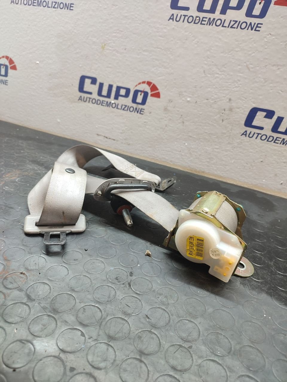 Cintura di sicurezza posteriore destra KIA PICANTO 1.1 cod: 89810/20-07000 - F&P CRASH SRLS - Ricambi Usati
