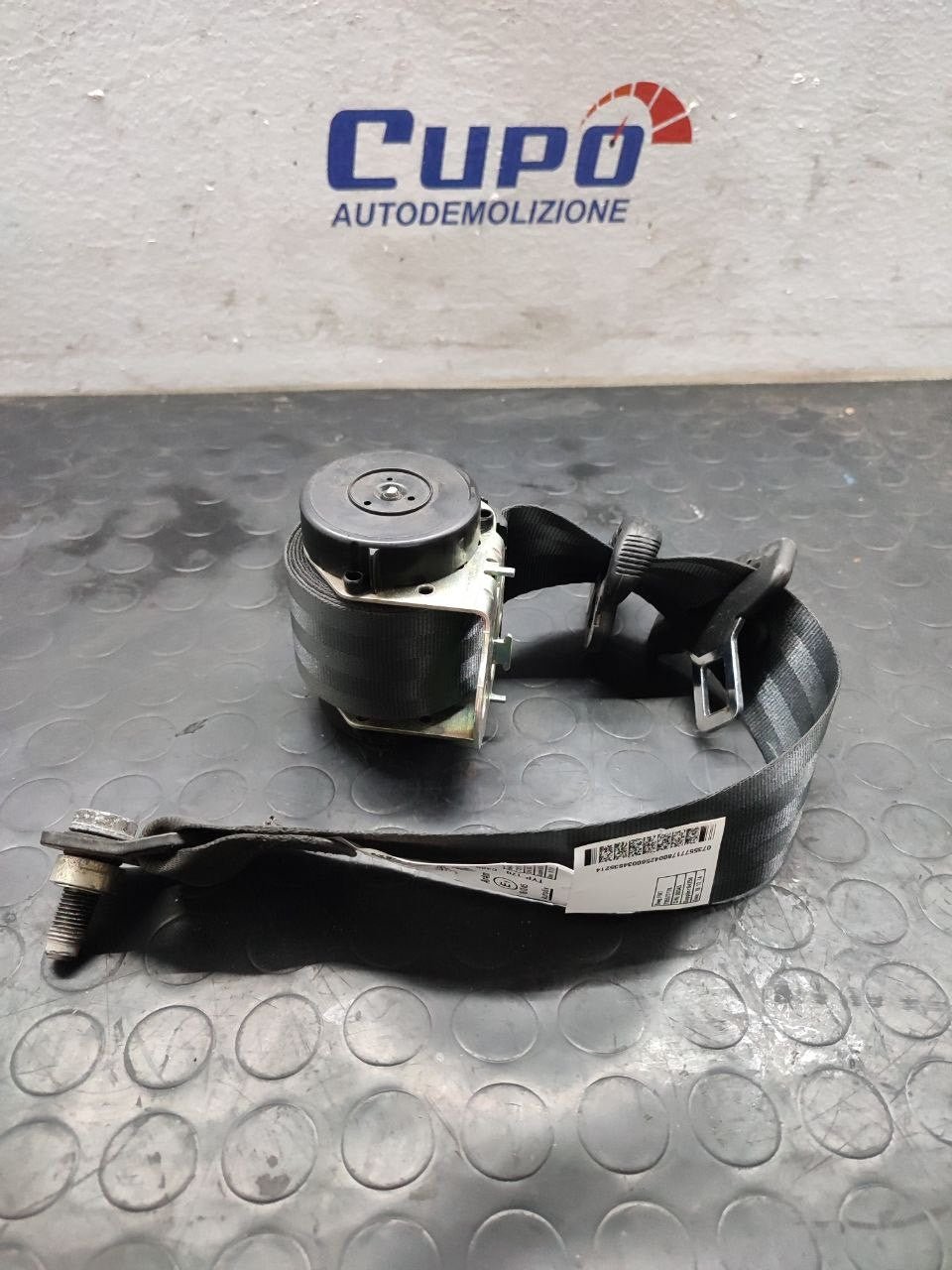 Cintura Di Sicurezza Posteriore Destra Lancia Ypsilon (2014) Cod:617532300C - F&P CRASH SRLS - Ricambi Usati