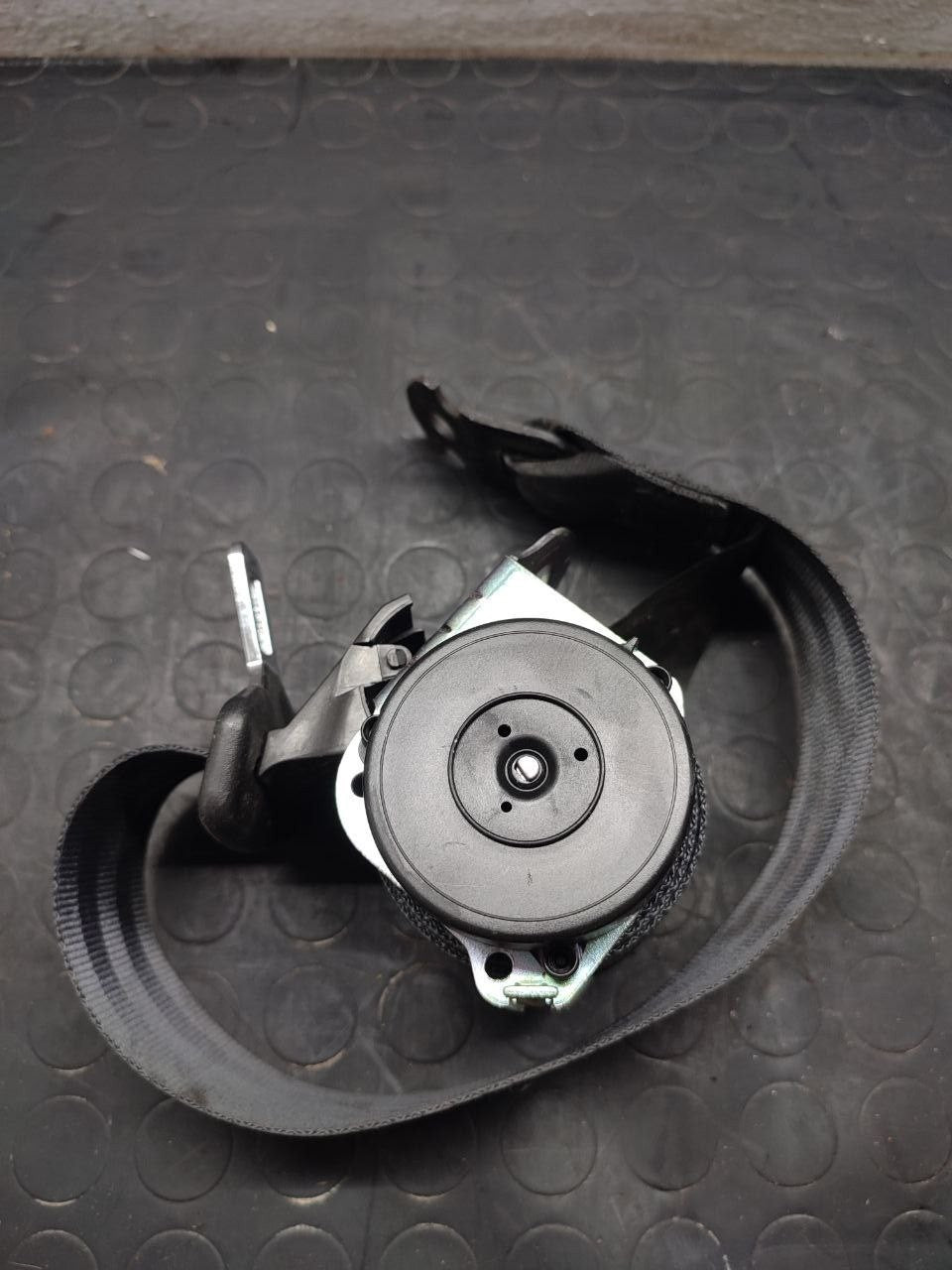 Cintura Di Sicurezza Posteriore Destro Fiat Punto Evo (199) (2011) Cod:607707100D - F&P CRASH SRLS - Ricambi Usati