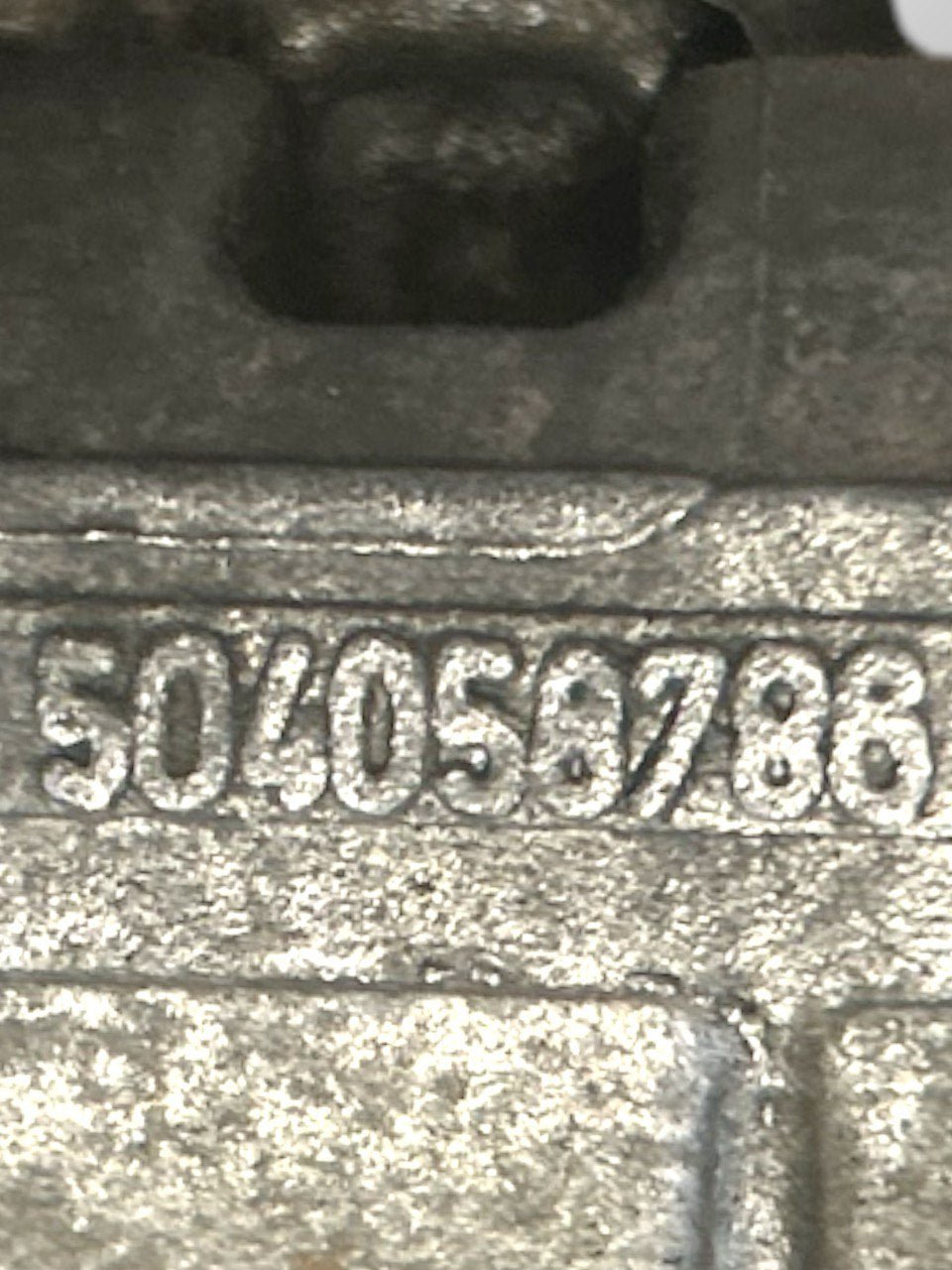 Collettore Aspirazione Iveco Daily 2.3 Diesel (1999 > 2006) cod.504058786 - F&P CRASH SRLS - Ricambi Usati