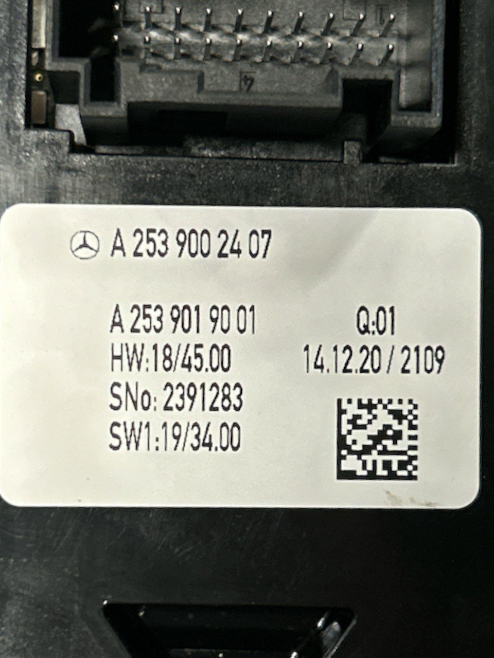 Multifunction Command / Touchpad Mercedes Benz GLC (X253) (2015 > 2022) cod. A2539002407 - F&P CRASH SRLS - Used Parts