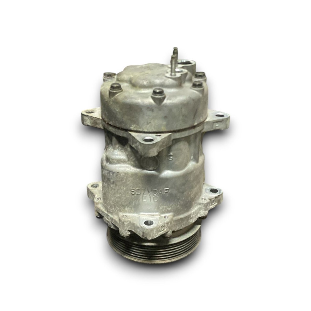Air conditioning compressor Citroen C5 code . 9646416780 2.0 diesel (2000 > 2017) - F&P CRASH SRL - Used Parts