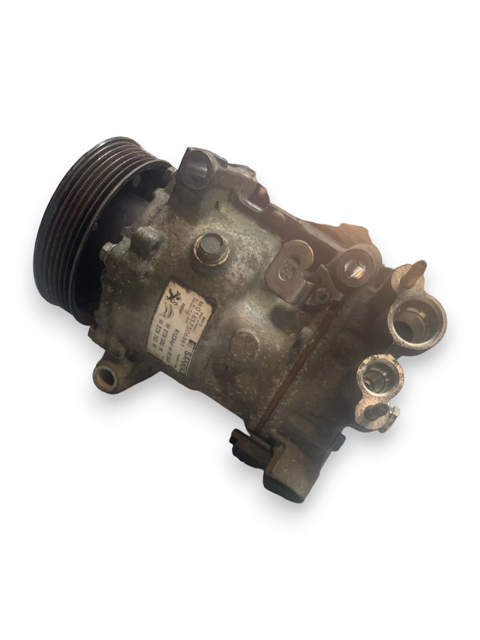 Air conditioning compressor climate Peugeot 308 1.5 hdi (2017) cod.9827874380 - F&P CRASH SRLS - Used Parts