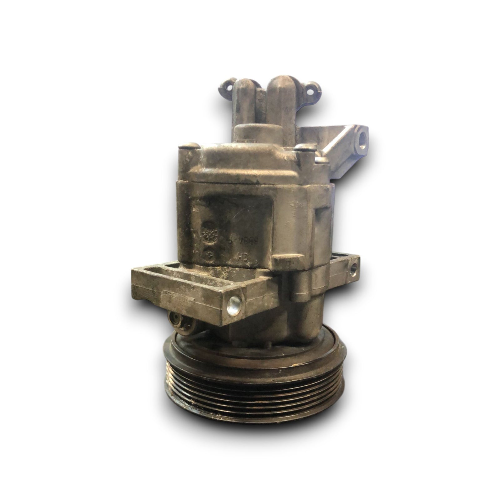 Air Conditioning Compressor Dacia Sandero 1.5 Diesel (2012 > 2020) code:926009154R - F&P CRASH SRLS - Used Parts