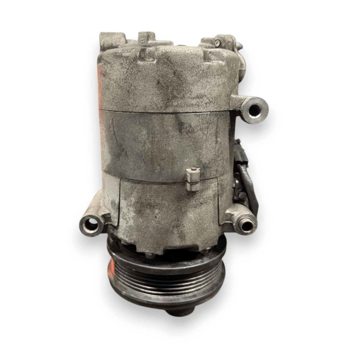 Compressore aria condizionata Ford Kuga 2.0 diesel cod.AV4119D629AC (2008 - 2012) - F&P CRASH SRL - Ricambi Usati