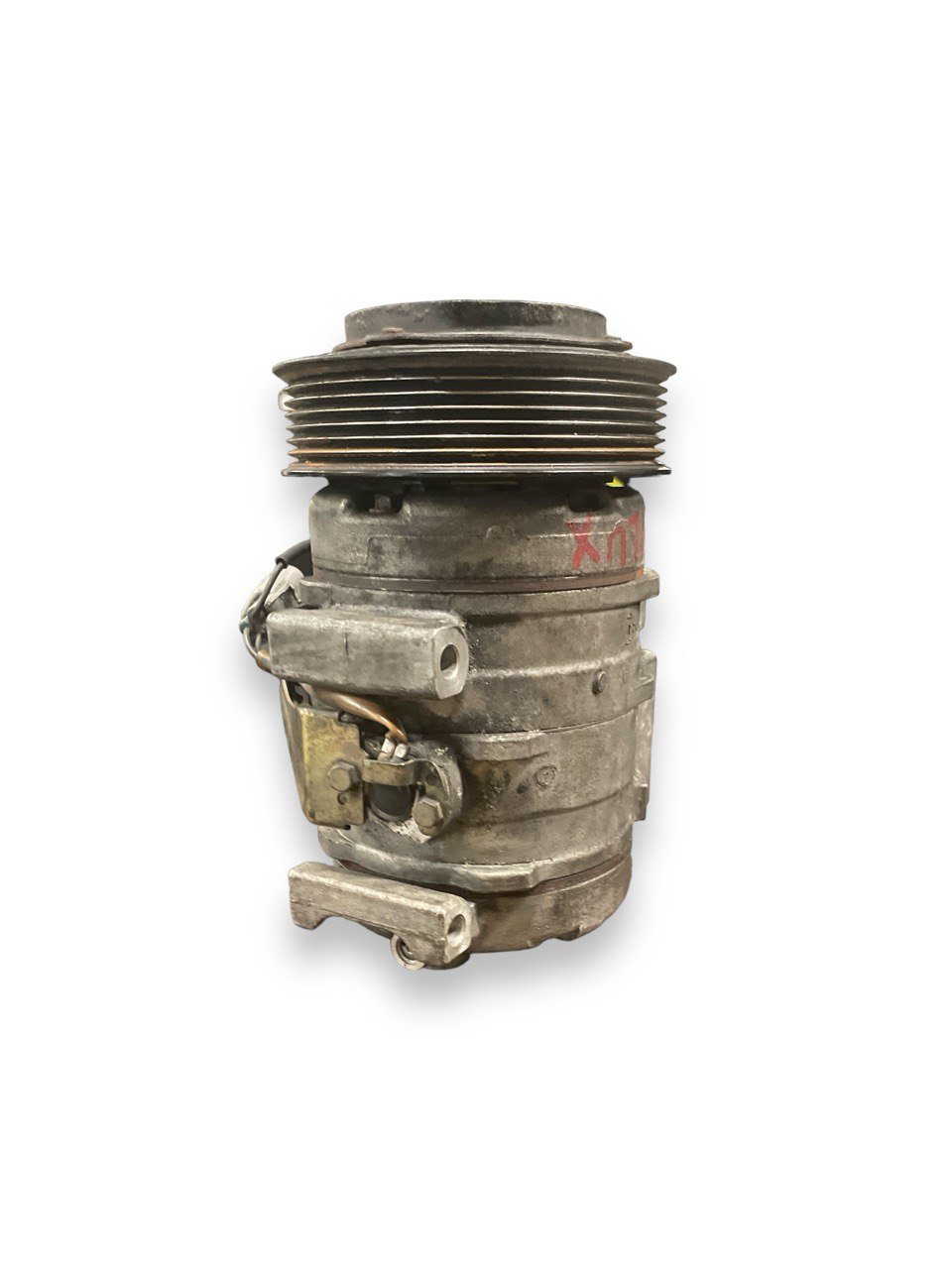 air conditioning compressor hilux toyota (2001 - 2005) code:447220 - 4472 - F&P CRASH SRLS - Used Parts
