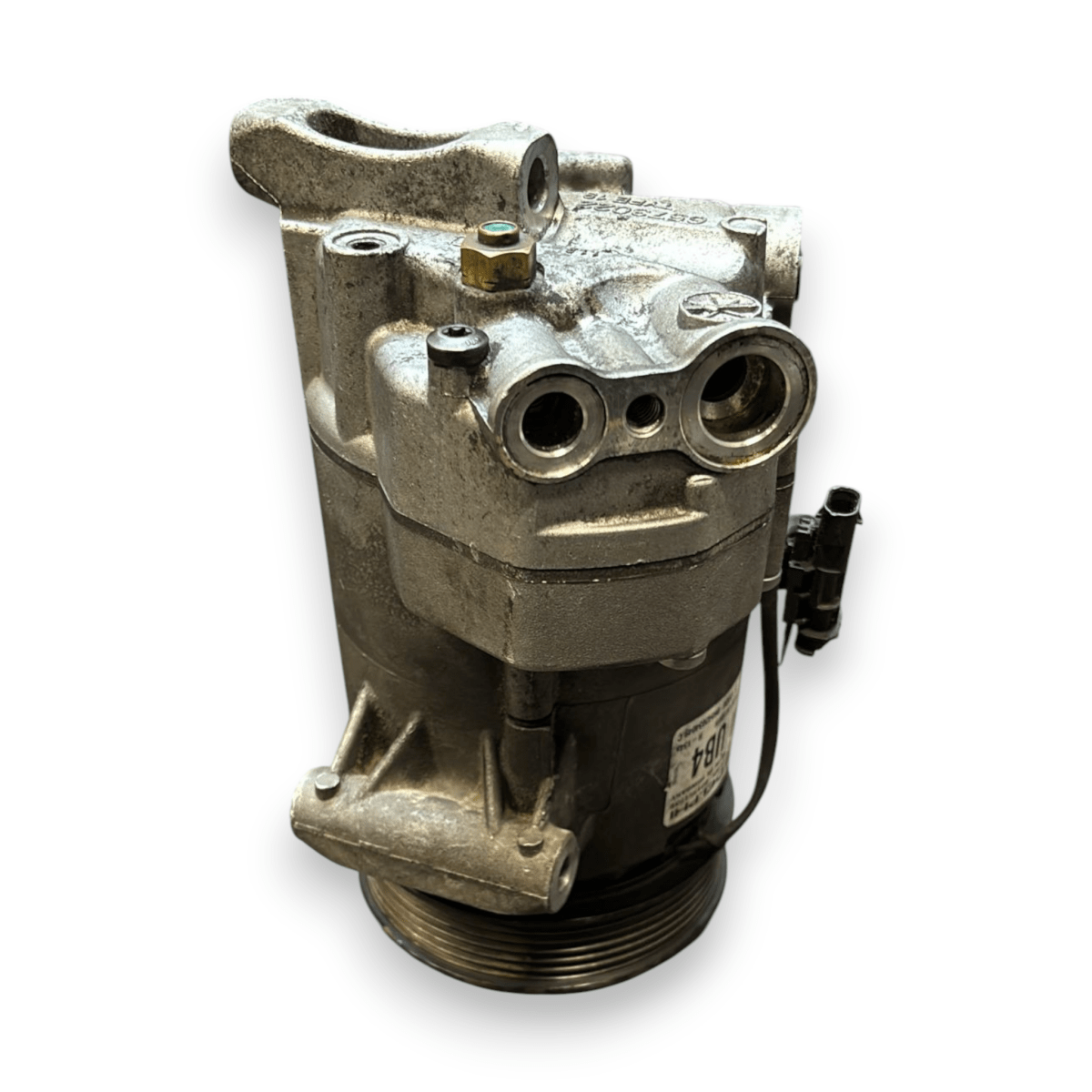 Compressore aria condizionata opel astra j 1.6 diesel cod:13335254 (2009-2020) - F&P CRASH SRL - Ricambi Usati