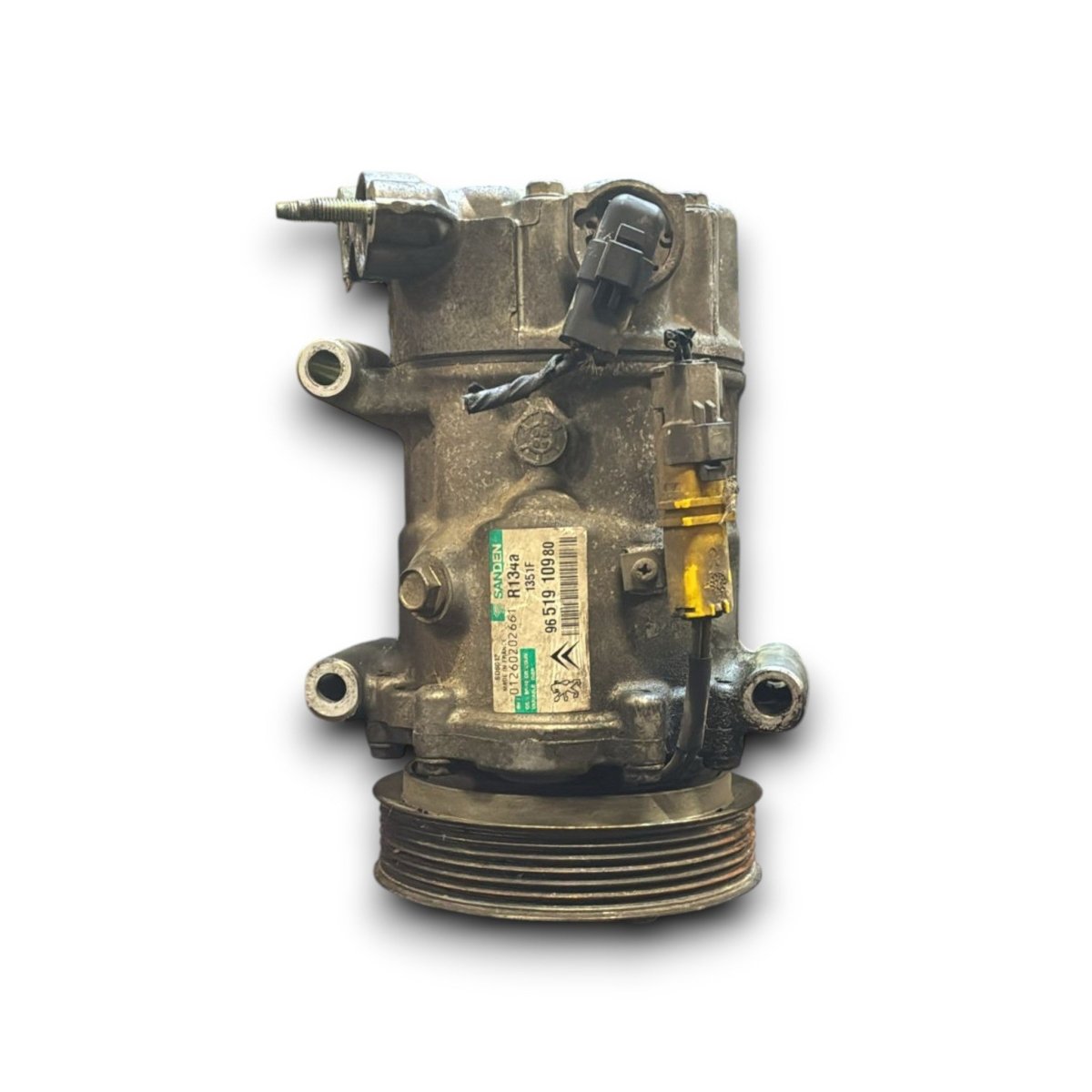 Compressore aria condizionata peugeot 207 cod . 9651910980 1.6 diesel (2006 > 2015) - F&P CRASH SRL - Ricambi Usati