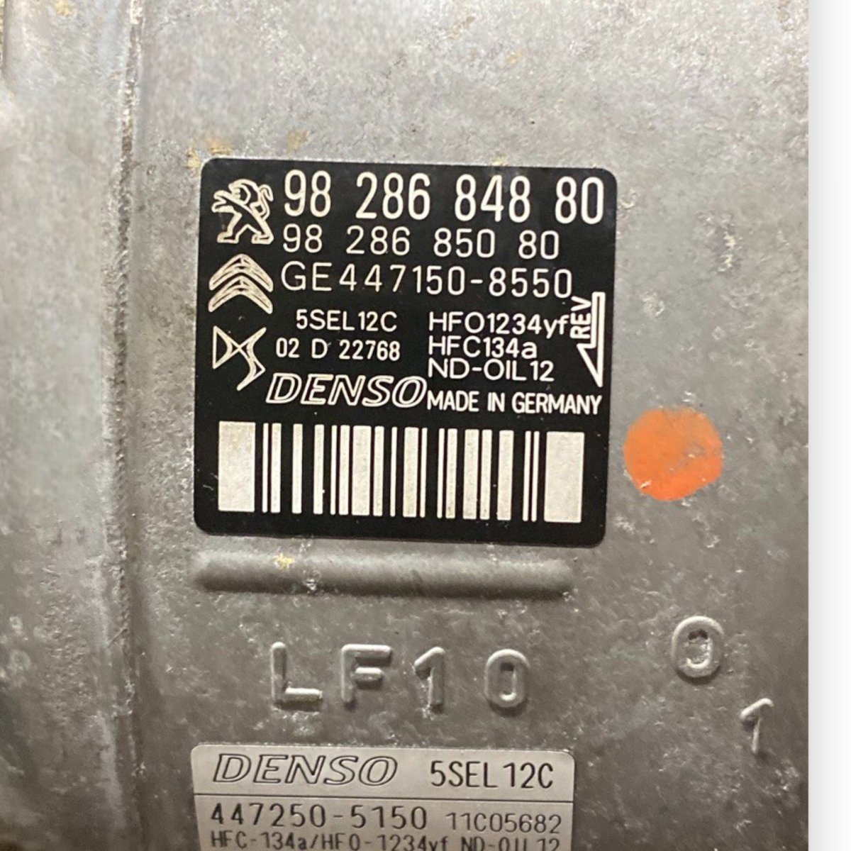 Air conditioning compressor peugeot 208 ii 1.2 petrol (2019 - ) Code: 9828684880 - F&P CRASH SRLS - Used Spare Parts