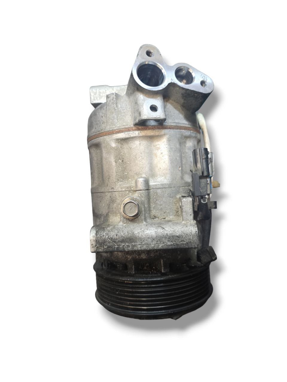 Air Conditioning Compressor Renault Clio V 1.5 Diesel (2019 >) Code: 926004423R - T2213066532 - F&P CRASH SRLS - Used Parts