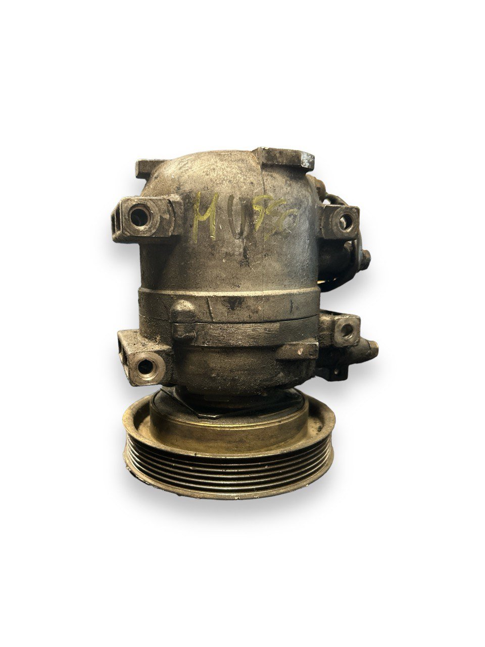 Air Conditioning Compressor Ssangyong Musso 2.3 Diesel code.66113 - 03115 (1993 > 2005) - F&P CRASH SRLS - Used Parts