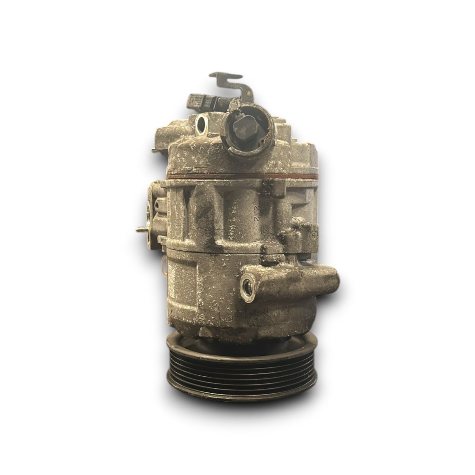 Air Conditioning Compressor Volkswagen Polo IV (9N) code 6Q0820803P 1.4 Diesel (2001 > 2009) - F&P CRASH SRLS - Used Parts