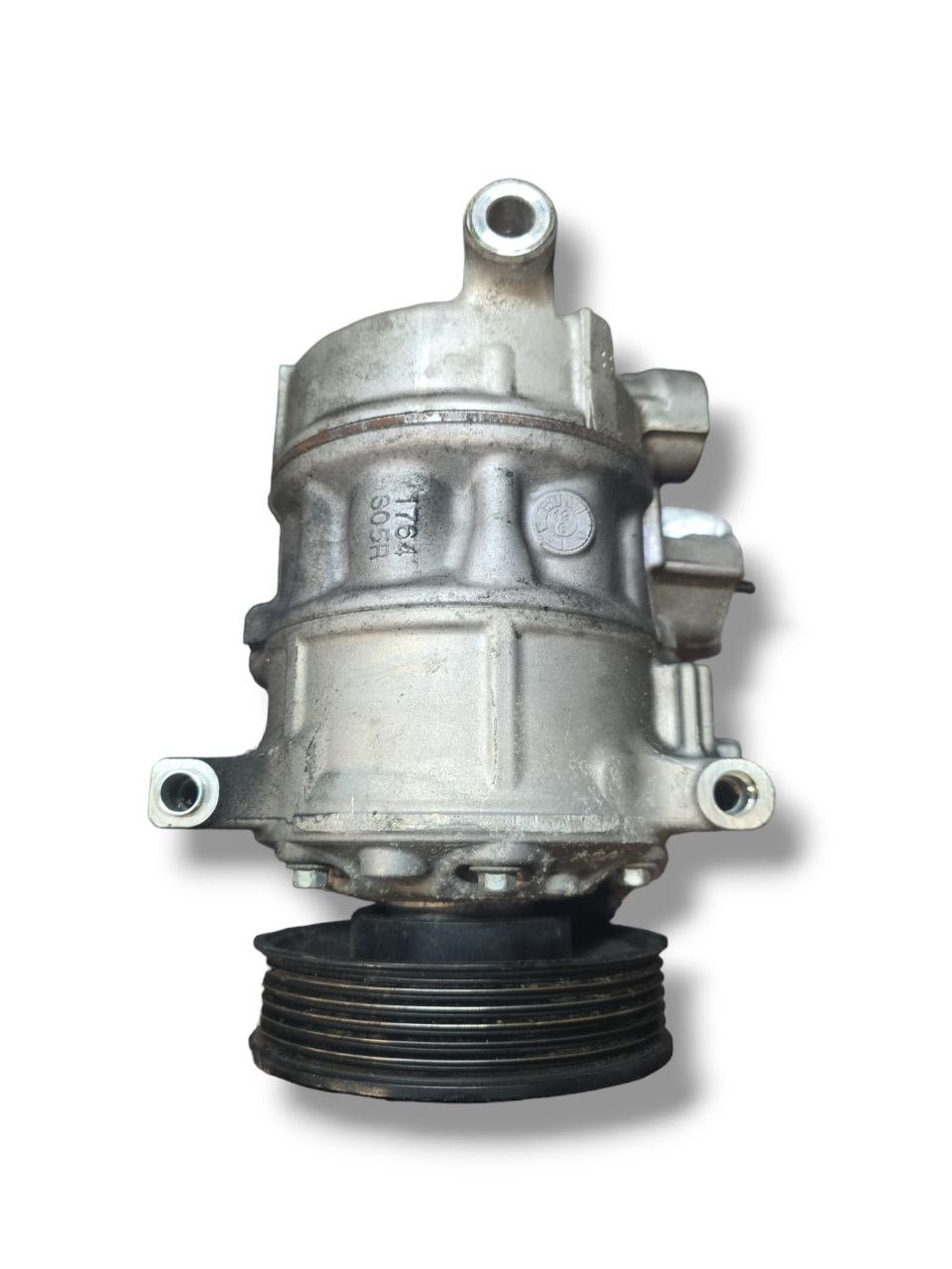 Compressore Aria Condizionata Volkswagen / Seat / Audi / Skoda 2.0 D ( 2016 ) Cod : 5Q0816803K - F&P CRASH SRLS - Ricambi Usati