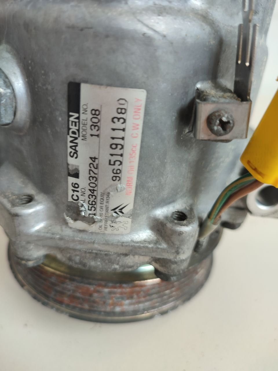 Compressore clima Citroen C4 2.0 hdi cod 9651911380 - F&P CRASH SRLS - Ricambi Usati