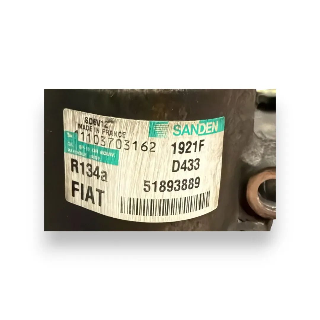 Dettaglio Compressore clima Fiat Grande Punto 2005–2008 OEM 71724813 - foto 3