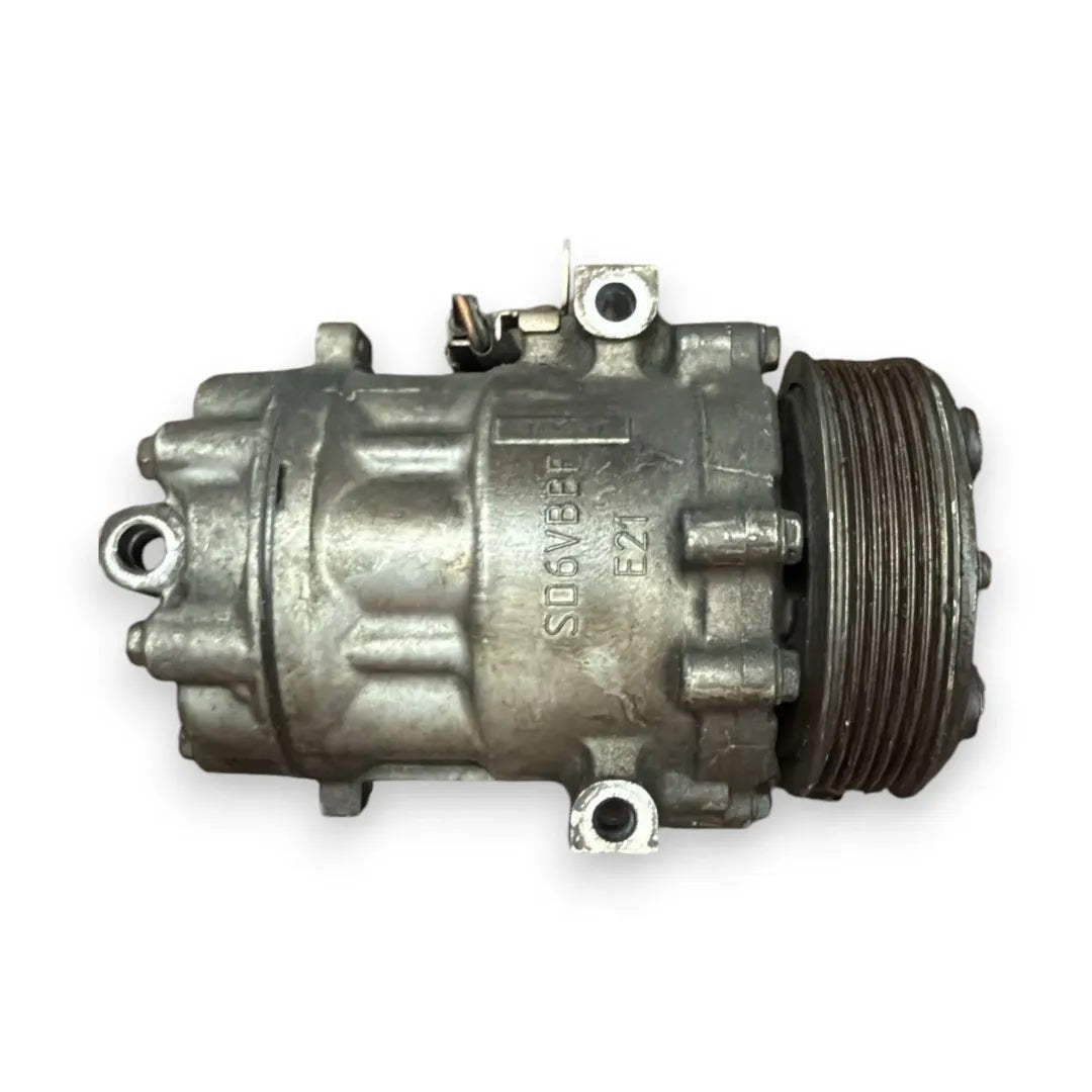 Dettaglio Compressore clima Fiat Grande Punto 2005–2008 OEM 71724813 - foto 2