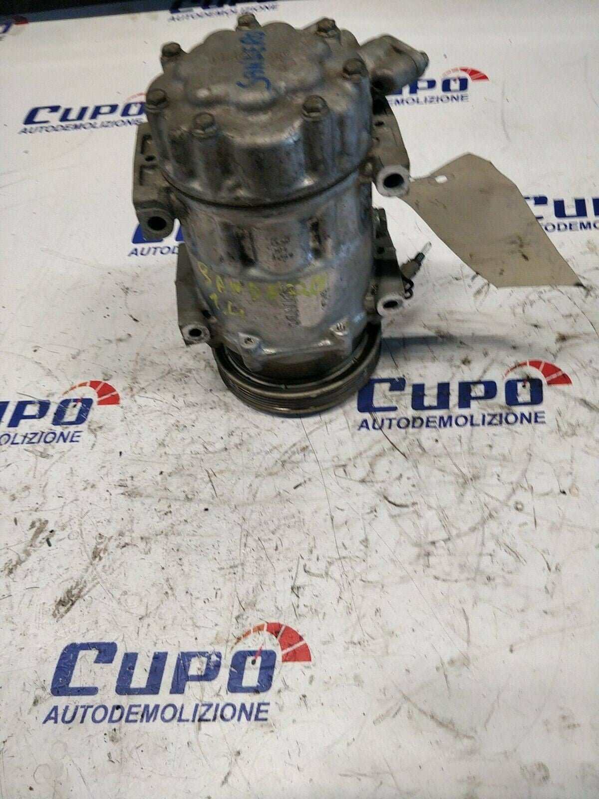 Air Conditioning Compressor A/C Dacia Sandero 1.4 / 1.6 62Kw 5M B/Gpl - F&P CRASH SRLS - Used Parts