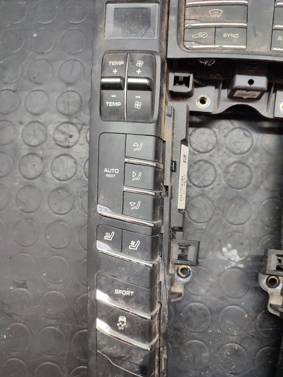 Console centrale comandi clima a/c Porsche Macan ( 95b ) cod 95b907040 - F&P CRASH SRLS - Ricambi Usati
