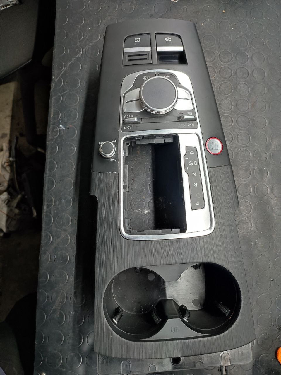 Console pannello centrale Audi S3 ( 2016 - 8v1 ) 2.0 tfsi cod 8v0919614l - F&P CRASH SRLS - Ricambi Usati