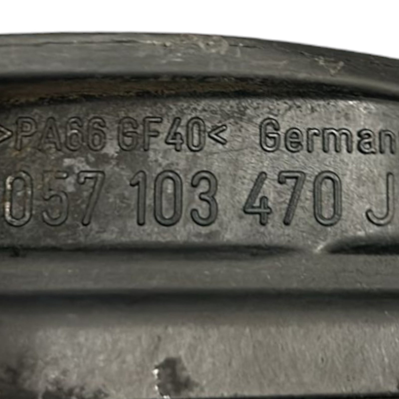 Coperchio Valvola / Punterie Audi A8 (D3 / 4E) cod.057103470J 4.2 Diesel (2002 > 2009) - F&P CRASH SRLS - Ricambi Usati