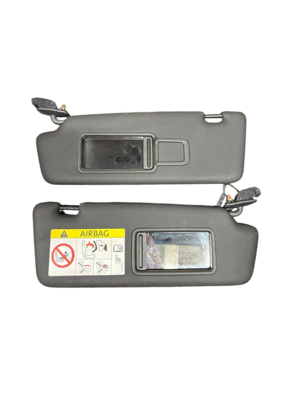 Coppia Alette parasole Audi A3 8V (2012 - 2020) cod.8V0857551 / 8V0857552 - F&P CRASH SRLS - Ricambi Usati