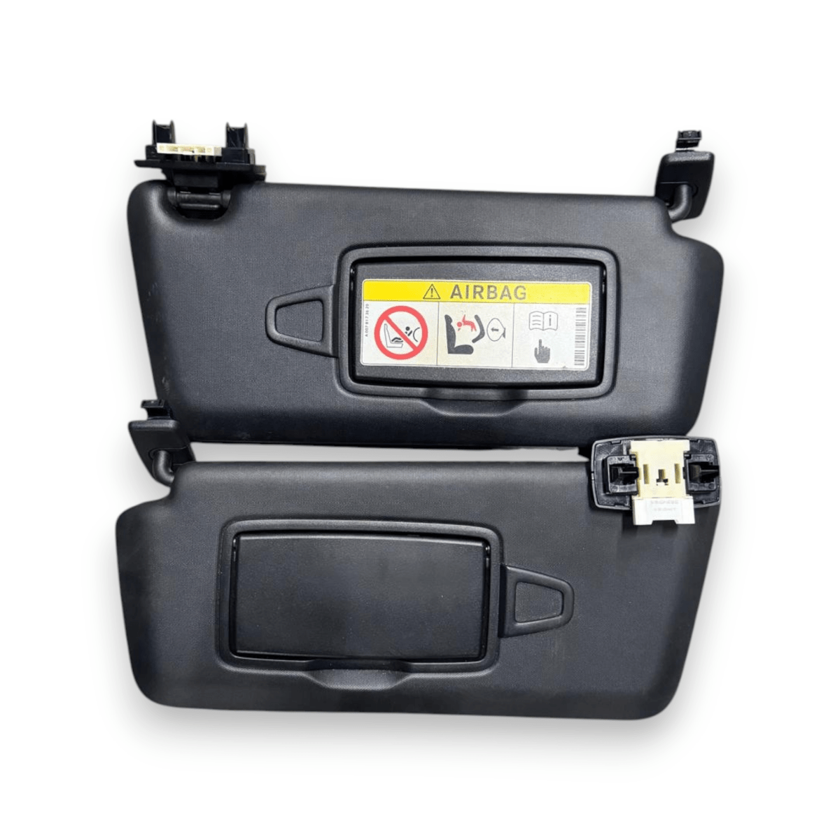 Coppia alette parasole Mercedes - Benz CLA (X117) cod.A1768101300 (2013 - 2019) - F&P CRASH SRL - Ricambi Usati