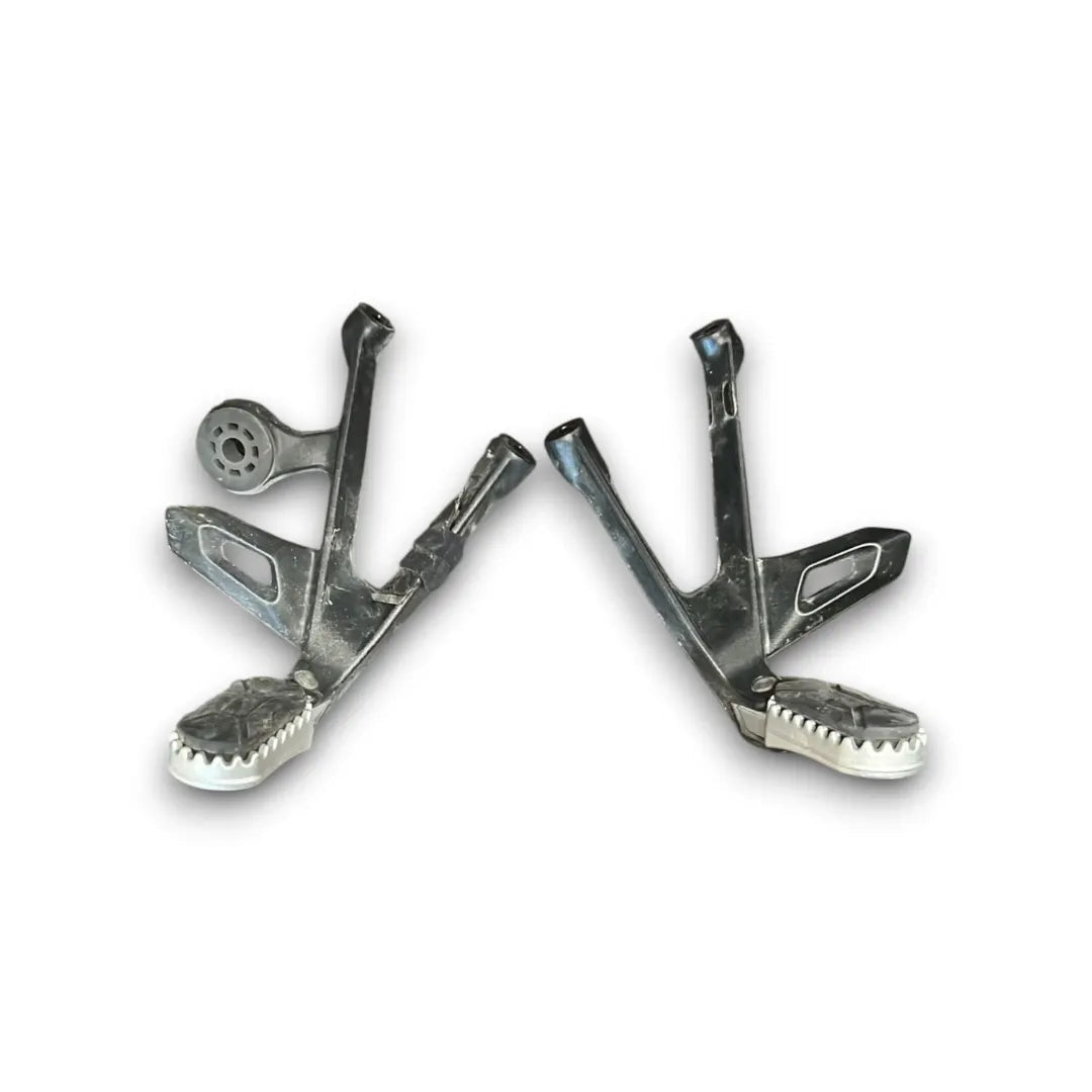 Coppia appoggiapiedi posteriori BMW R 1300 GS M21 dal 2023
