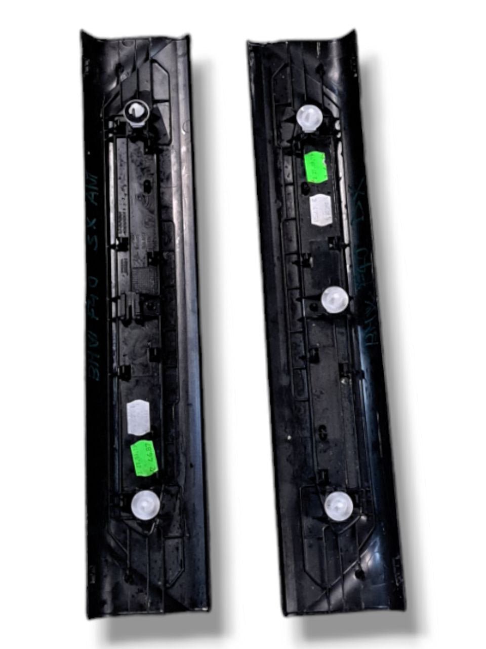 BMW Series 1 Kick Plate Pair (2022 - F40) CODE:7469183 - F&P CRASH SRLS - Used Parts