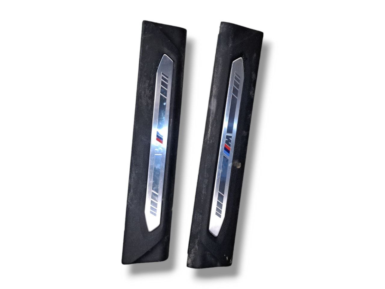 BMW Series 1 Kick Plate Pair (2022 - F40) CODE:7469183 - F&P CRASH SRLS - Used Parts