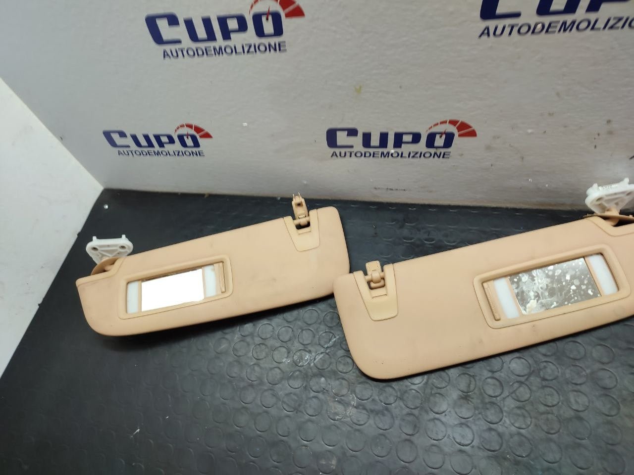 Coppia ( n.2 ) alette Porsche Panamera ( 970 ) cod 97073113200 ( color beige luxor ) - F&P CRASH SRLS - Ricambi Usati