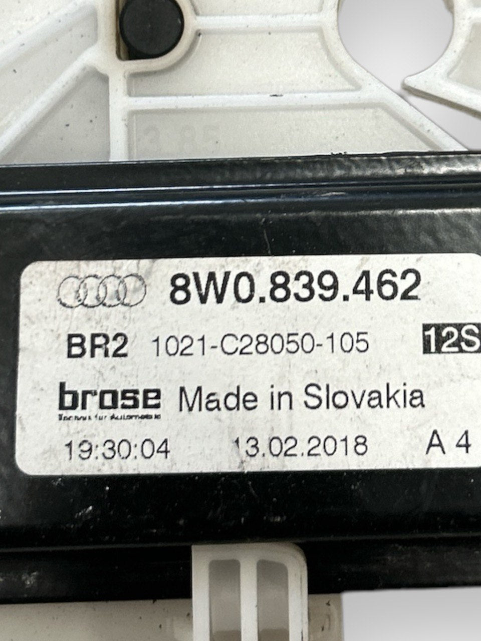 Electric Window Regulator Rear Right (DX) Audi A4 (B9) (2016 > ) code.8W0839462 - F&P CRASH SRLS - Used Parts