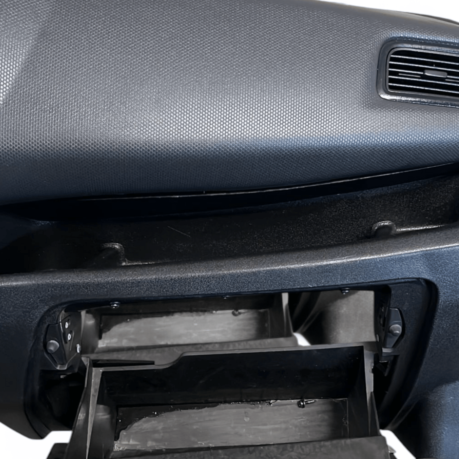 Cruscotto con airbag passeggero e vano porta oggetti Fiat Doblò (2009 - 2022) - F&P CRASH SRLS - Ricambi Usati