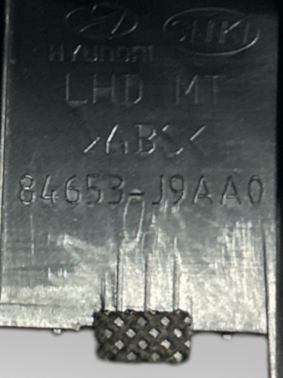 Cuffia / Cornice Cambio Hyundai Kona (2017 > ) cod . 84653-J9AA0 - F&P CRASH SRLS - Ricambi Usati