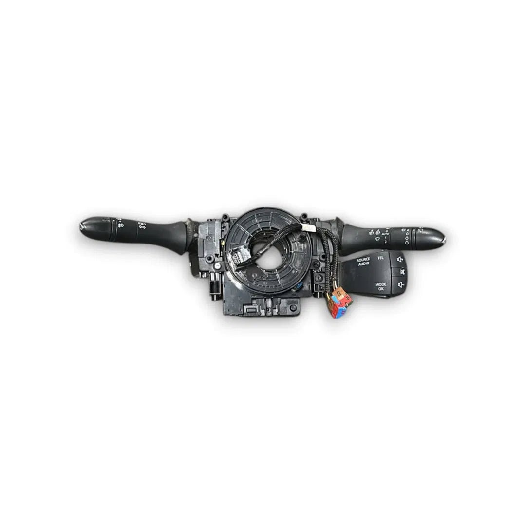 Devioluci Renault Megane 4ª Serie 2016–2021 OEM 255678341R - F&P CRASH SRL - Ricambi Usati