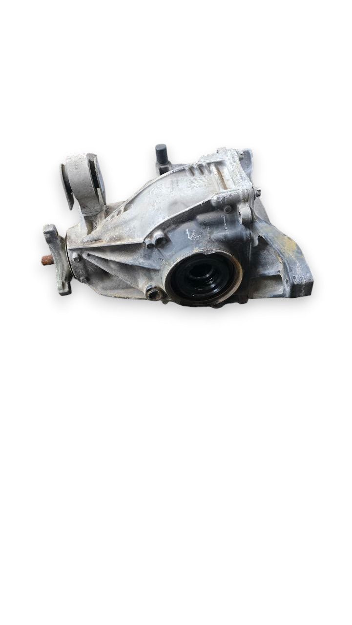 Differenziale Posteriore Mercedes - Benz Classe C w205 Cod : A2053510005 2.0 Diesel (2014 - 2021) - F&P CRASH SRLS - Ricambi Usati