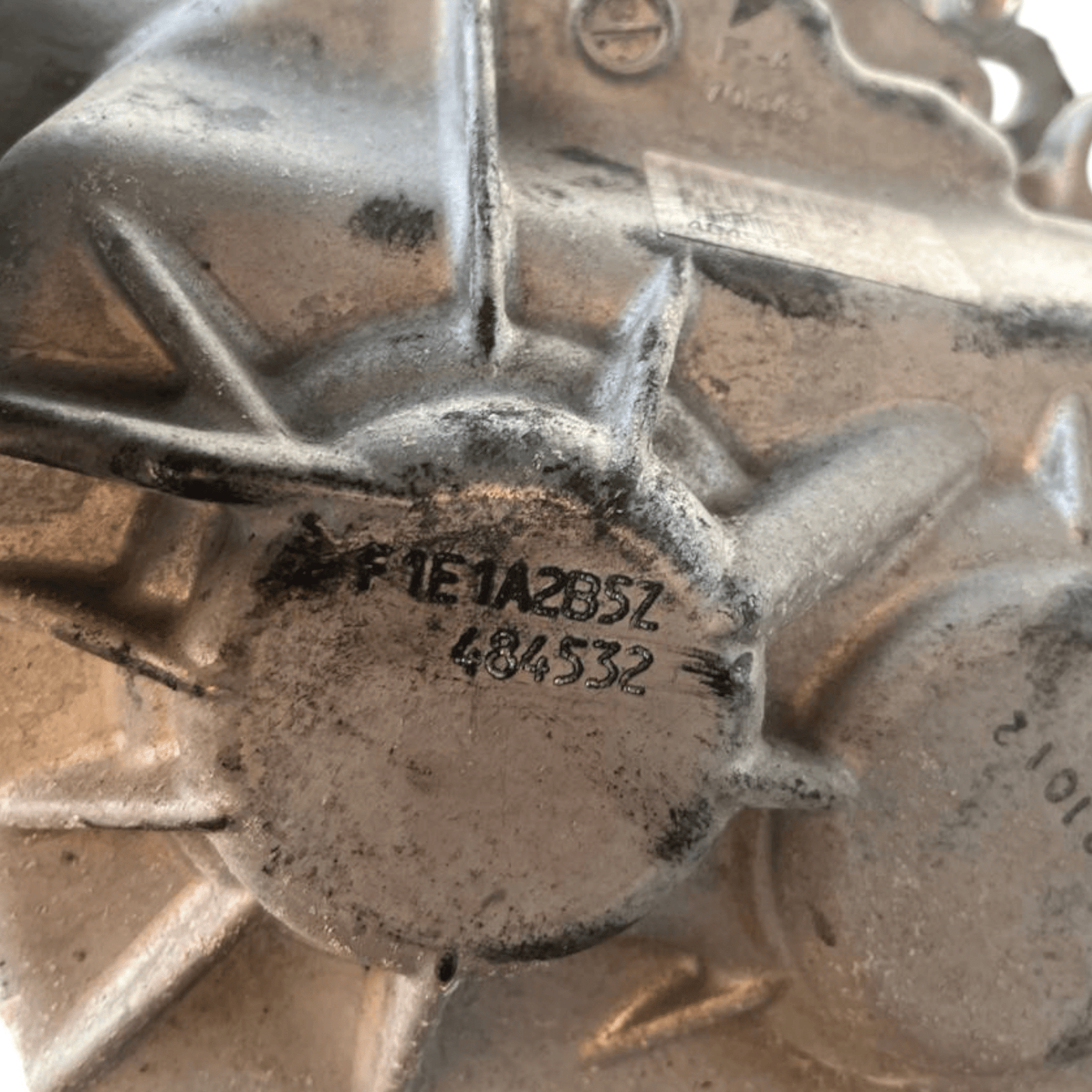 Differenziale posteriore Mitsubishi Eclipse Cross 2.4 Benzina - Hybrid cod.F1E1A2B5Z (2017 - >) Cambio automatico - F&P CRASH SRLS - Ricambi Usati