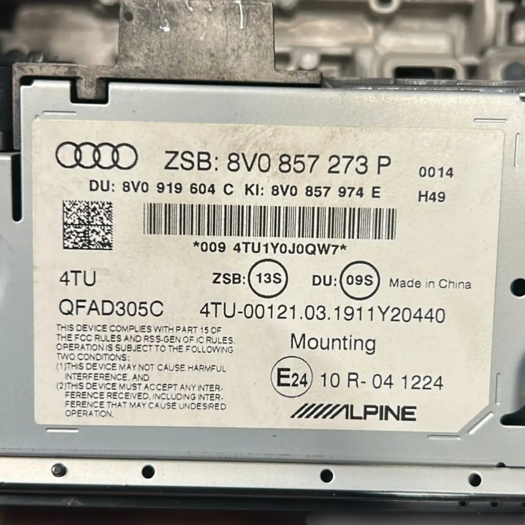 Dettaglio Display multifunzione Audi RS3 8V 2017–2020 OEM 8V0919604C - foto 3