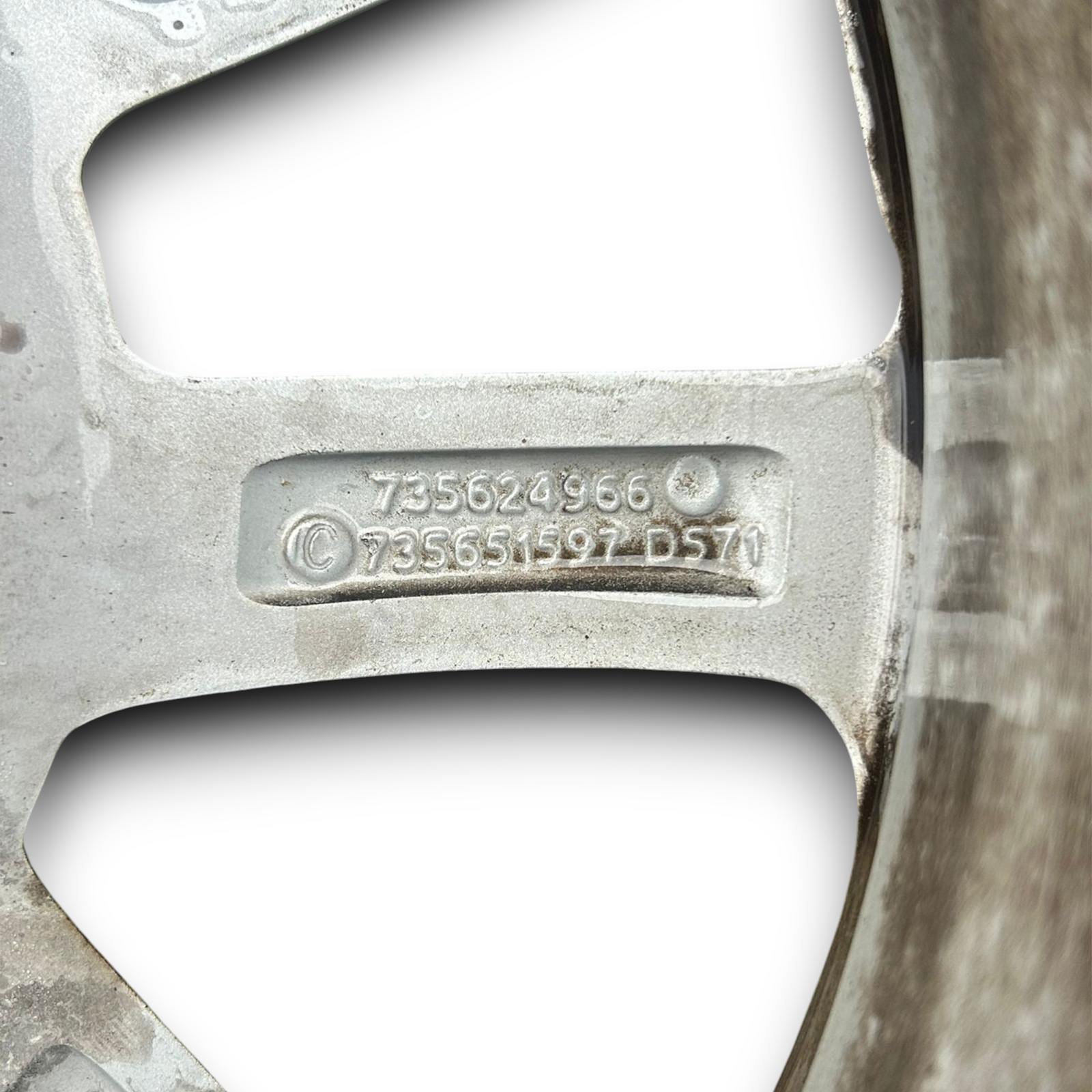 Cerchi in lega fiat 500x cod:735624966 (2014 > 2024) (215/60r16)