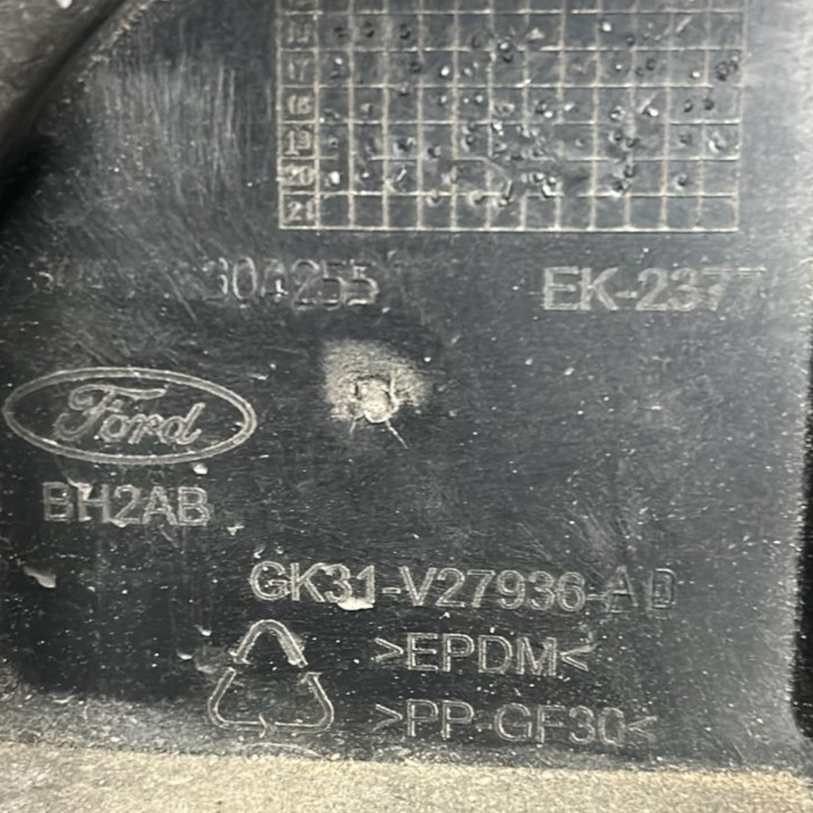 Ventil / čep za gorivo ford transit connect kod:GK31-V27936-AD (2013> 2021)