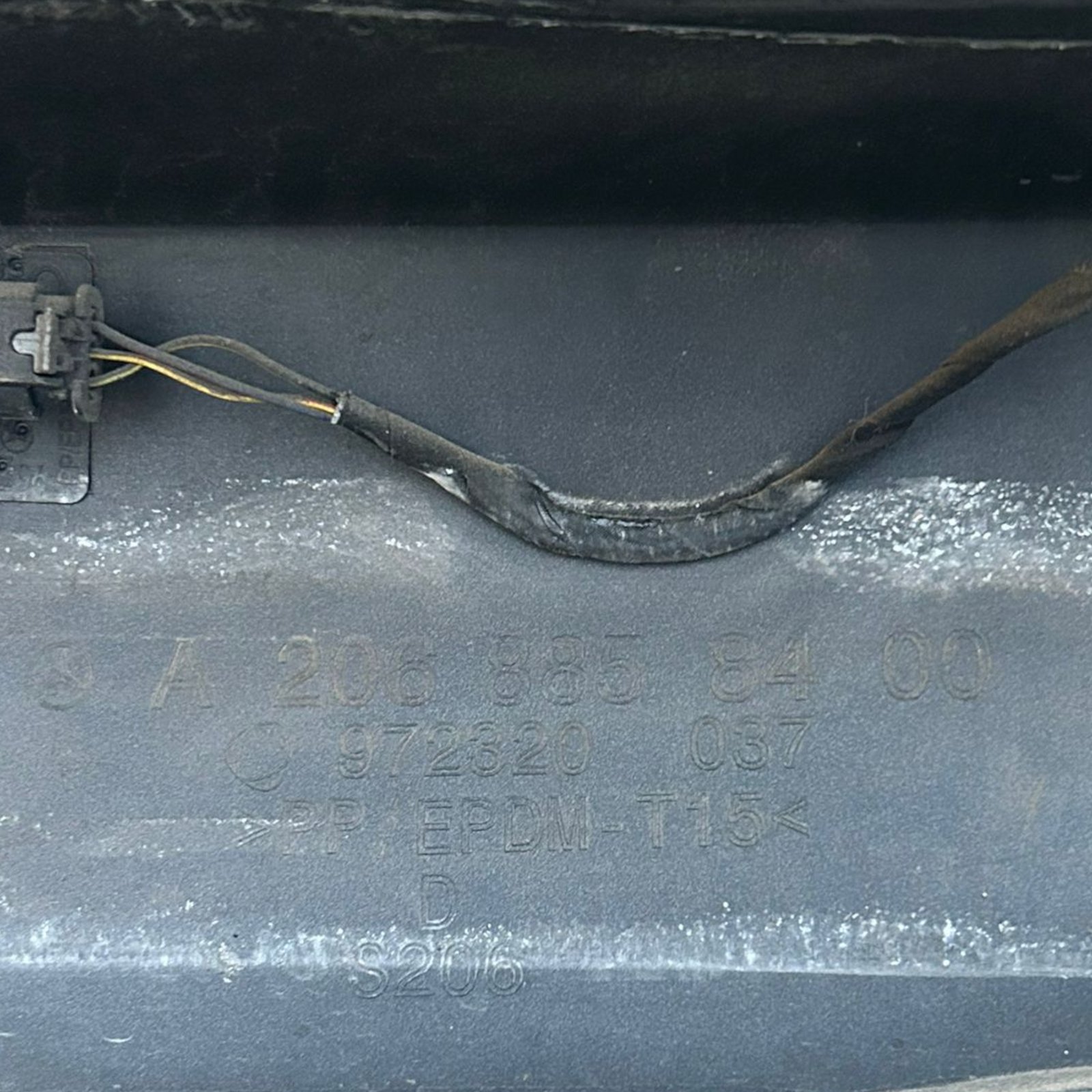 Zadnji odbijač mercedes benz razred c w206 sw kod:A2068858400 (2021 >)