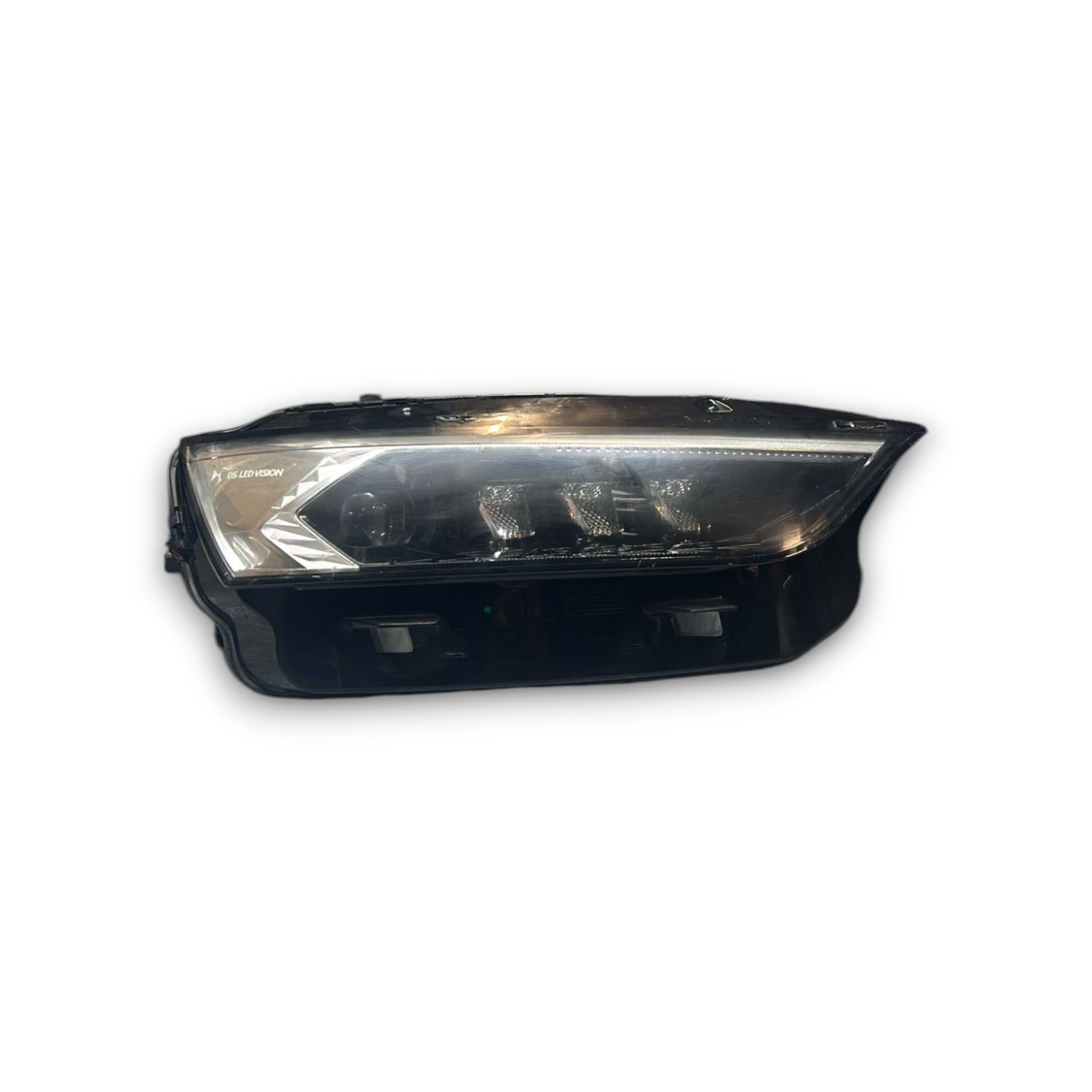 Headlight / Full Led Front Right DS7 Crossback code.9831755680 (2017 > ) - F&P CRASH SRLS - Used Parts