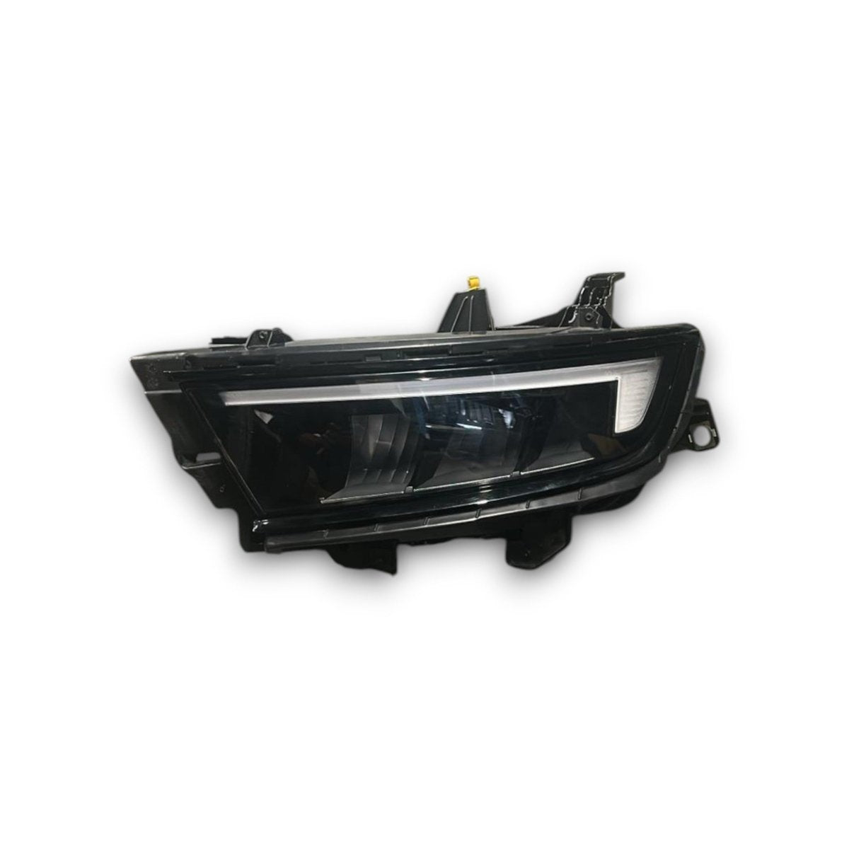 Left front LED headlight for Opel Astra L (2022 > ) - F&P CRASH SRL - Used Parts