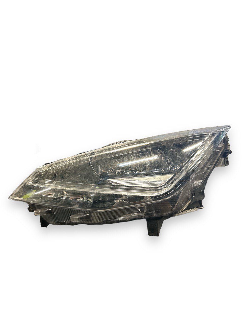 Left Front LED Headlight (SX) Seat Arona (2017 >) code . 6F1941007C - F&P CRASH SRLS - Used Parts