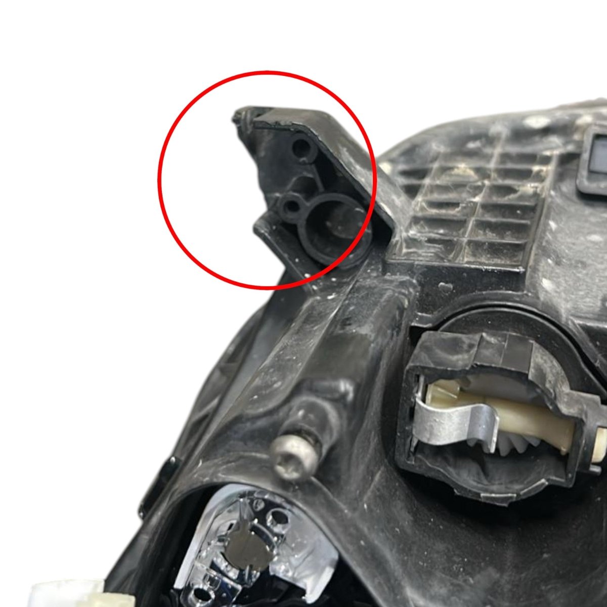 Headlight / LED xenon right front Volkswagen T-Roc cod.2ga941006f (2017 > ) - F&P CRASH SRLS - Used Parts