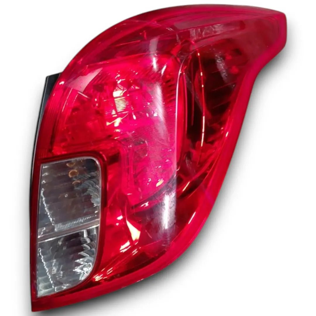 Fanale posteriore destro Opel Mokka 2012–2016 OEM 42435942 - F&P CRASH SRL - Ricambi Usati