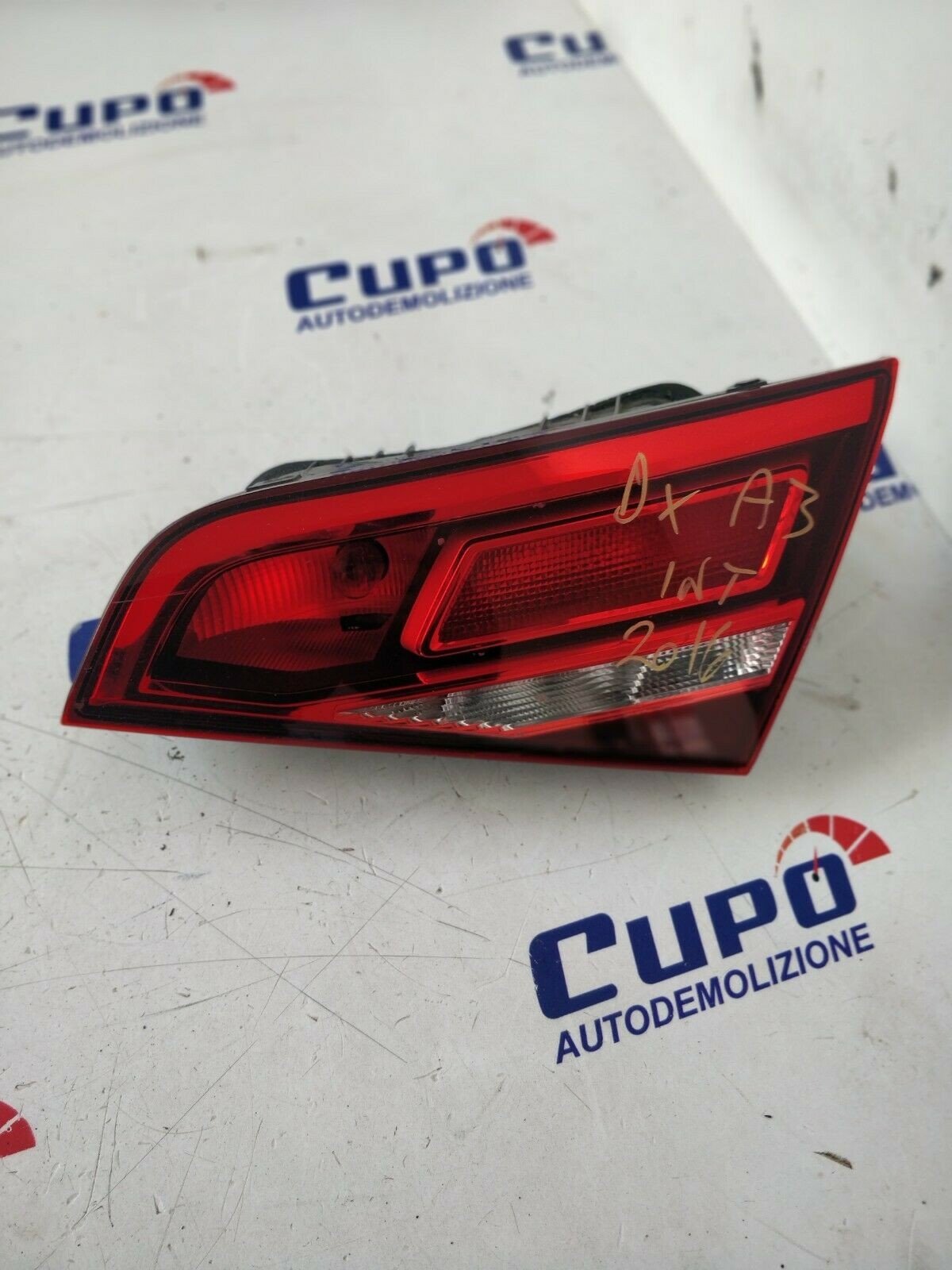 Right Rear Interior Light Audi A3 code 8v4945096 Halogen - F&P CRASH SRLS - Used Spare Parts