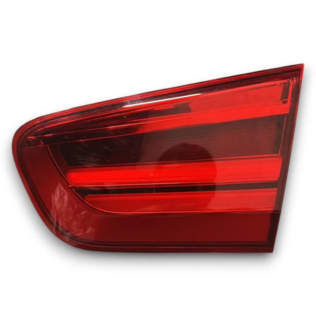 Fanale posteriore interno destro BMW Serie 1 5P F20 2011–2015 cod. F03602000